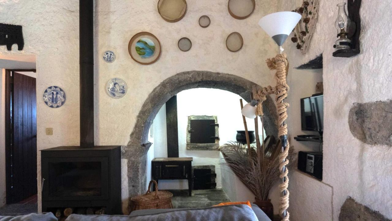 Вилла Casa Da Pedreira Моштейруш Экстерьер фото